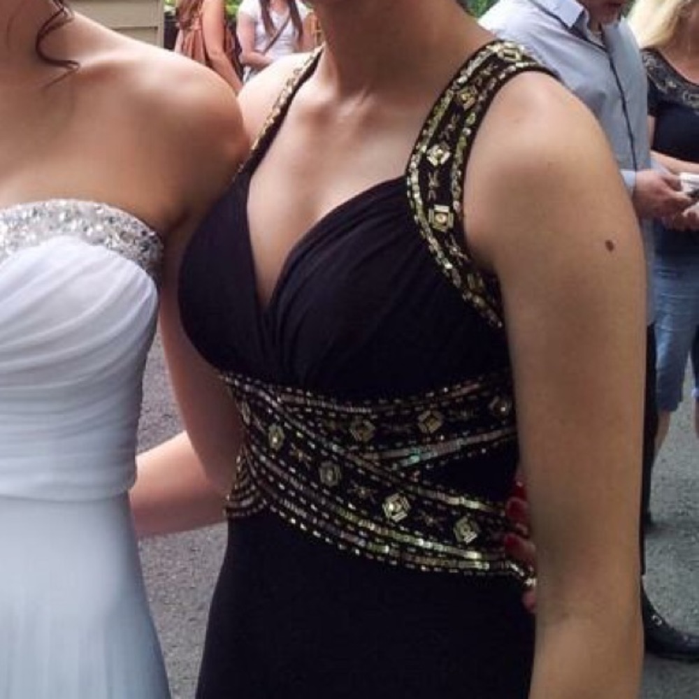 Prom Gown - Picture 3 of 4